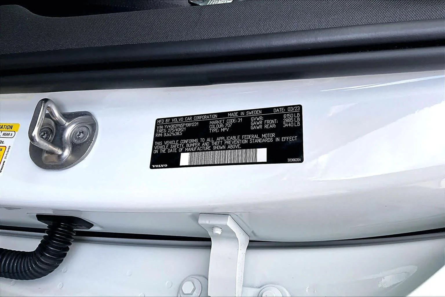 Certified Used 2023 Crystal White Volvo Plus image 34