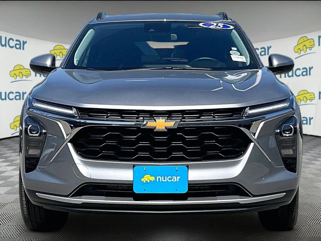 Used 2025 Gray Chevrolet LT image 2