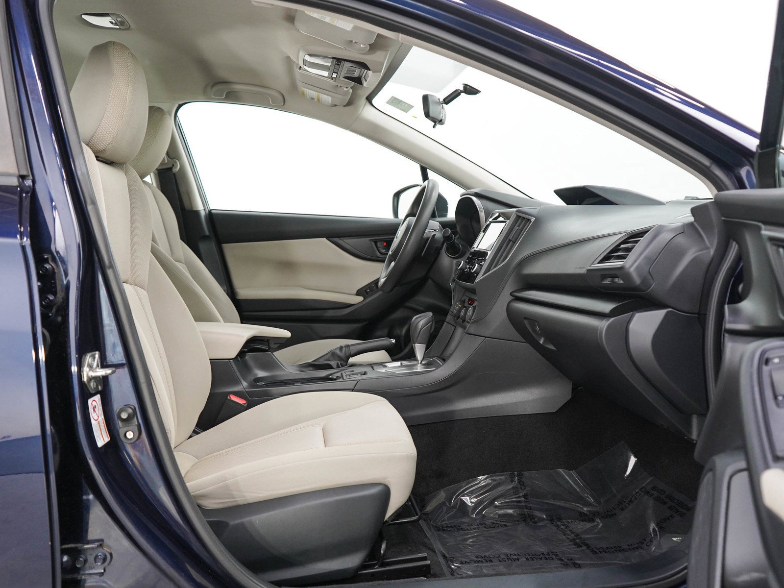 Used 2019 Dark Blue Pearl Subaru 2.0i Premium image 11