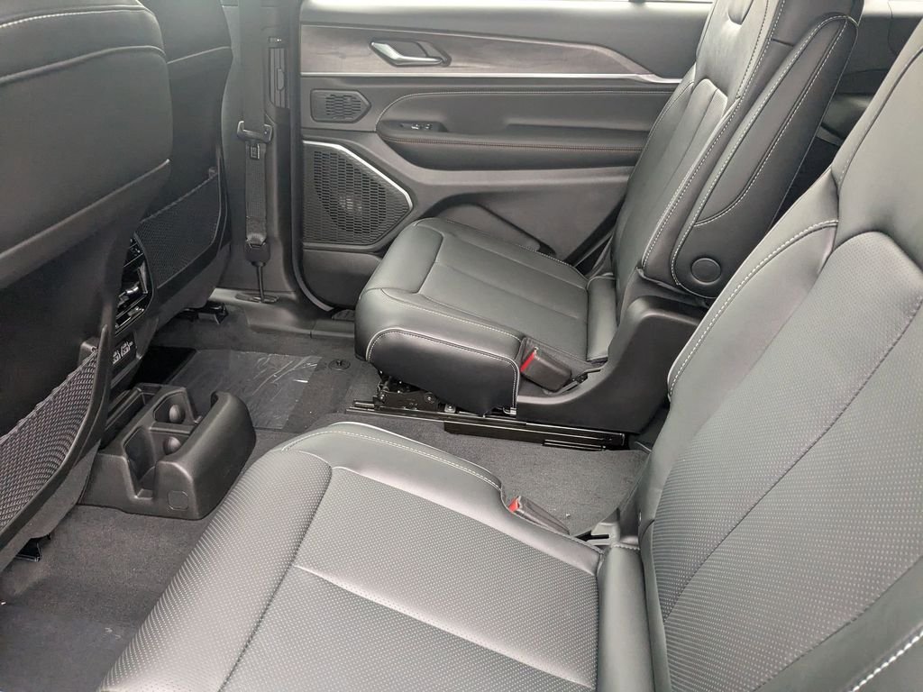 2025 Jeep Grand Cherokee L Overland - Photo 15