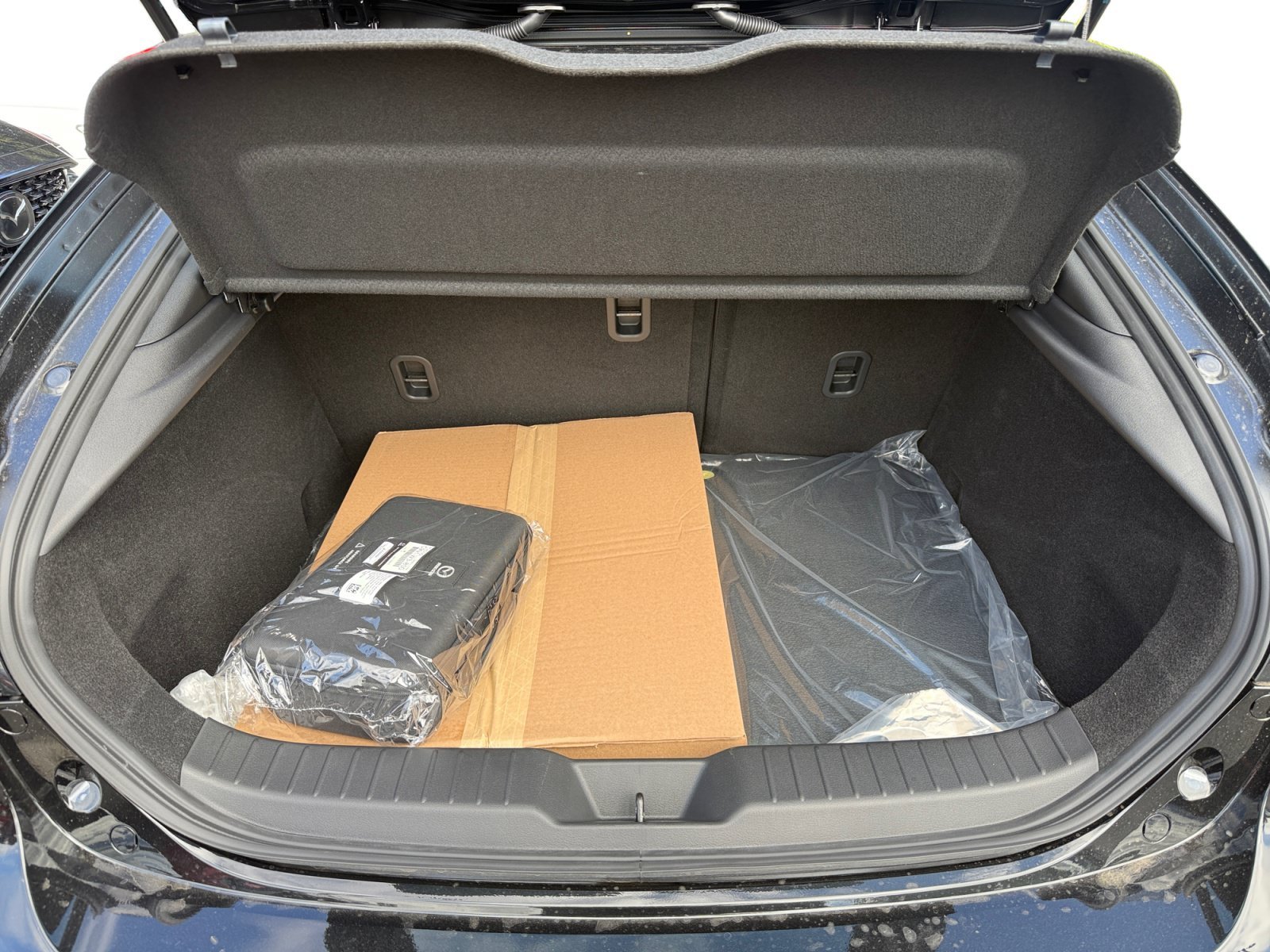 New 2026 Jet Black Mica Mazda 2.5 S Preferred image 17
