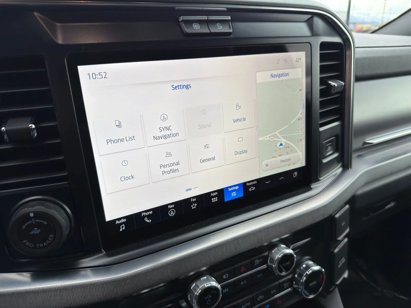 Used 2025 Black Ford Platinum image 27
