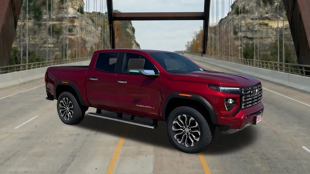 2026 GMC Canyon 4WD Denali Crew Cab Short Box's photo