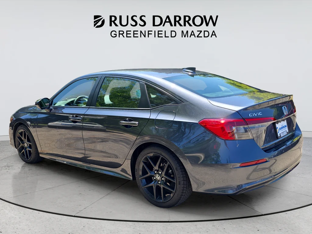 Used 2022  Honda Sport image 3