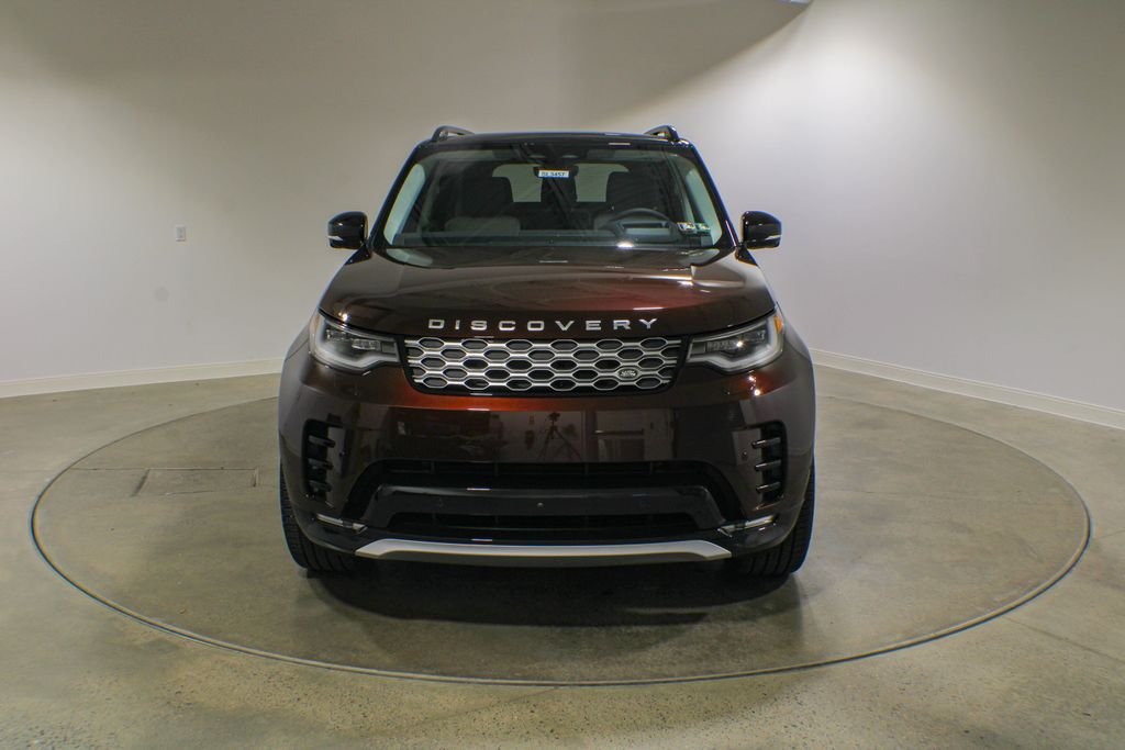 New 2026 Sedona Red Land Rover Gemini Edition image 2