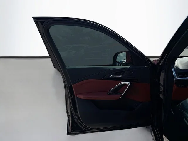 New 2026 Jet Black BMW xDrive28i image 23