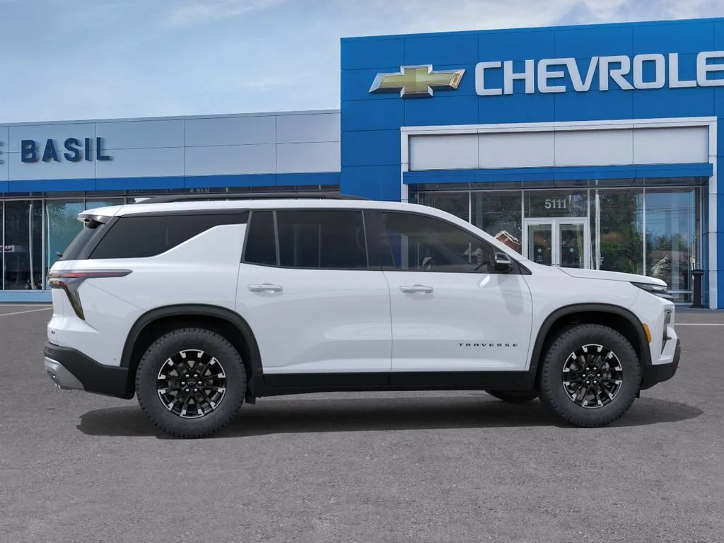 New 2026 Polar White Tricoat Chevrolet Z71 image 5