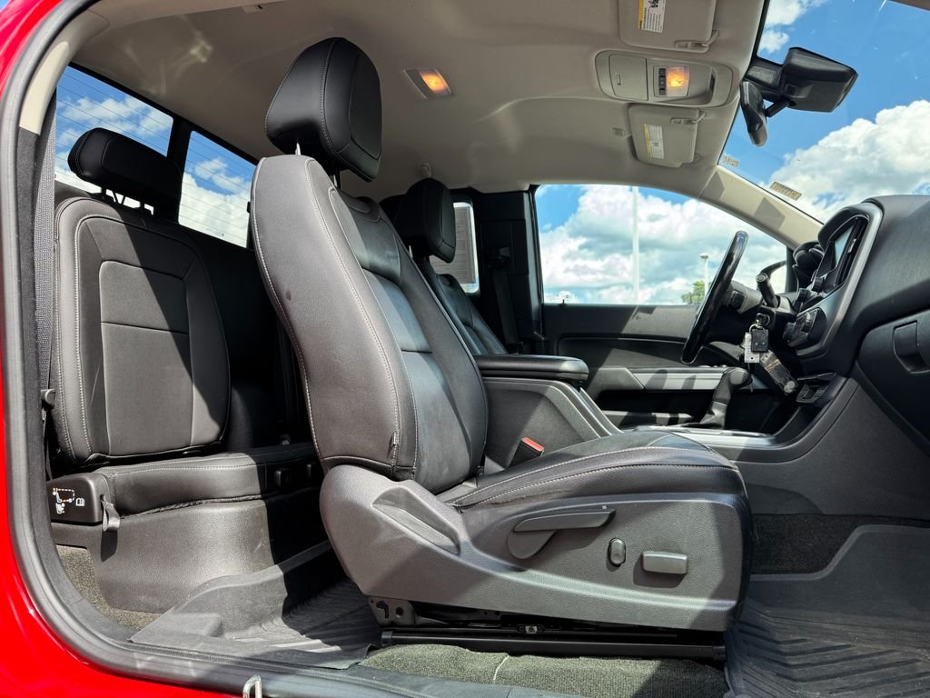 2018 Chevrolet Colorado LT - Photo 8
