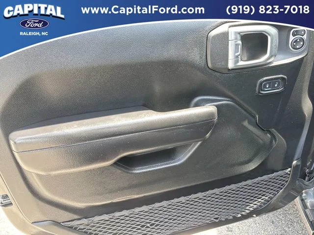 Used 2020 Gray Jeep Sport image 20