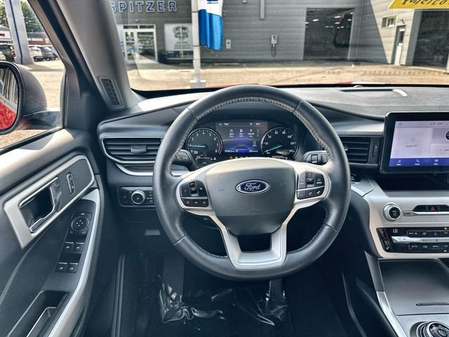 Used 2021 Red Ford XLT image 13