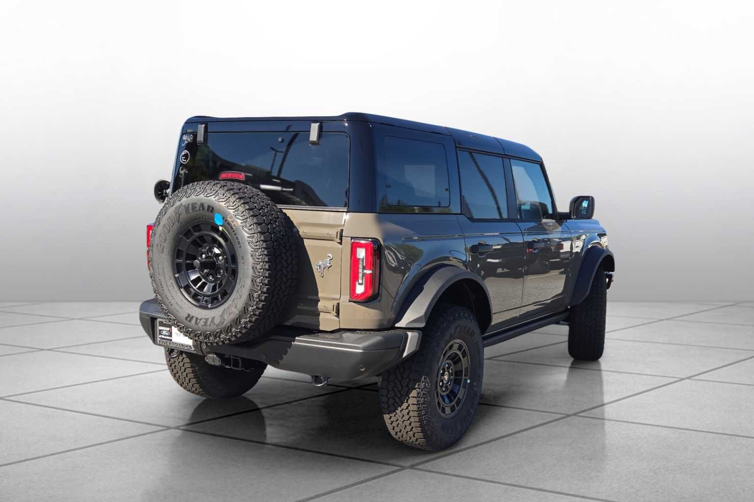 New 2026 Marsh Gray Ford Badlands® image 14