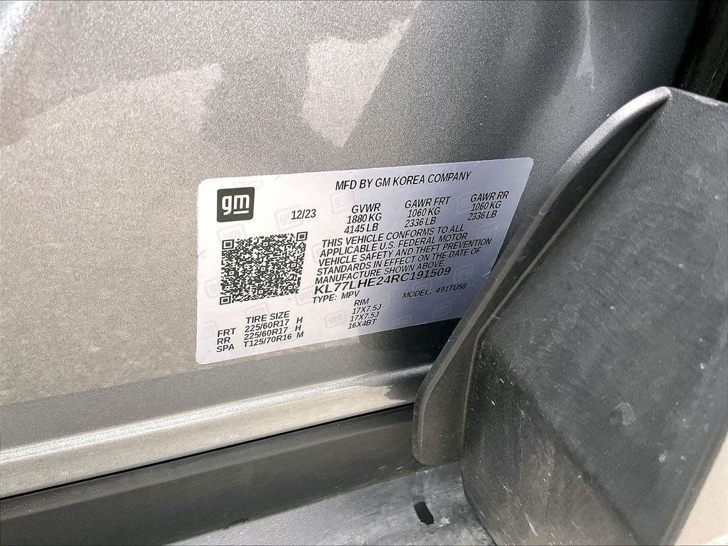 Used 2024 Sterling Gray Metallic Chevrolet LT image 31