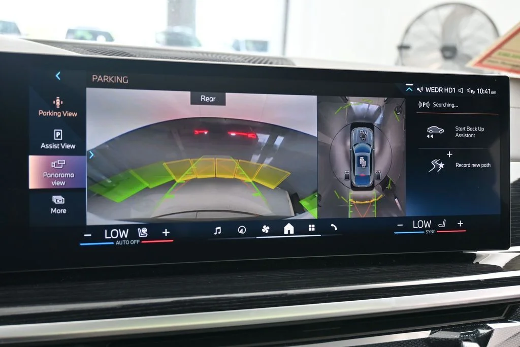 Used 2026 Gray Metallic BMW xDrive40i image 19
