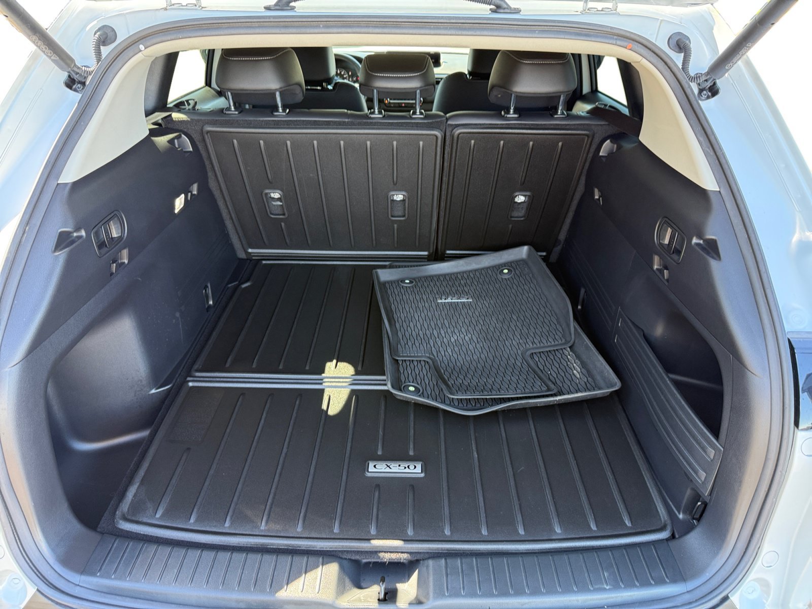 Used 2026 Pearl Mazda Preferred image 17