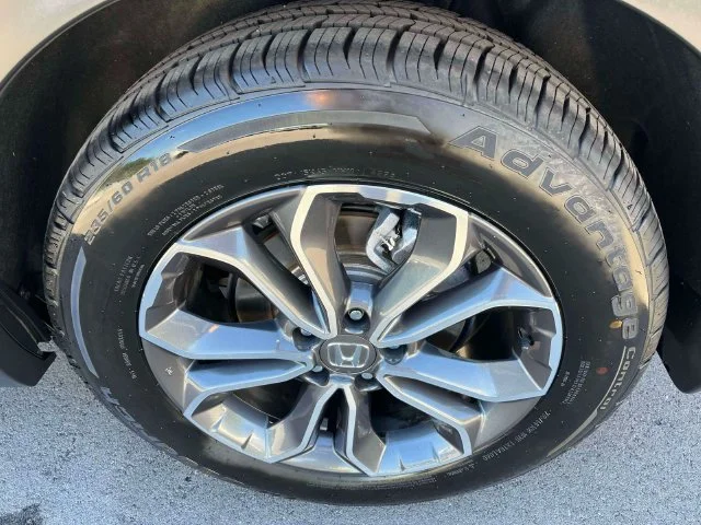 Certified Used 2020 Silver Honda EX image 11