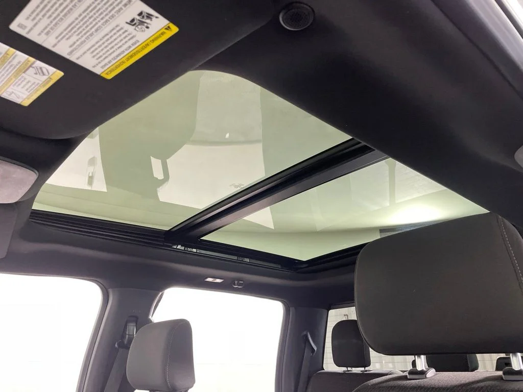Used 2023 White Ford XLT image 19