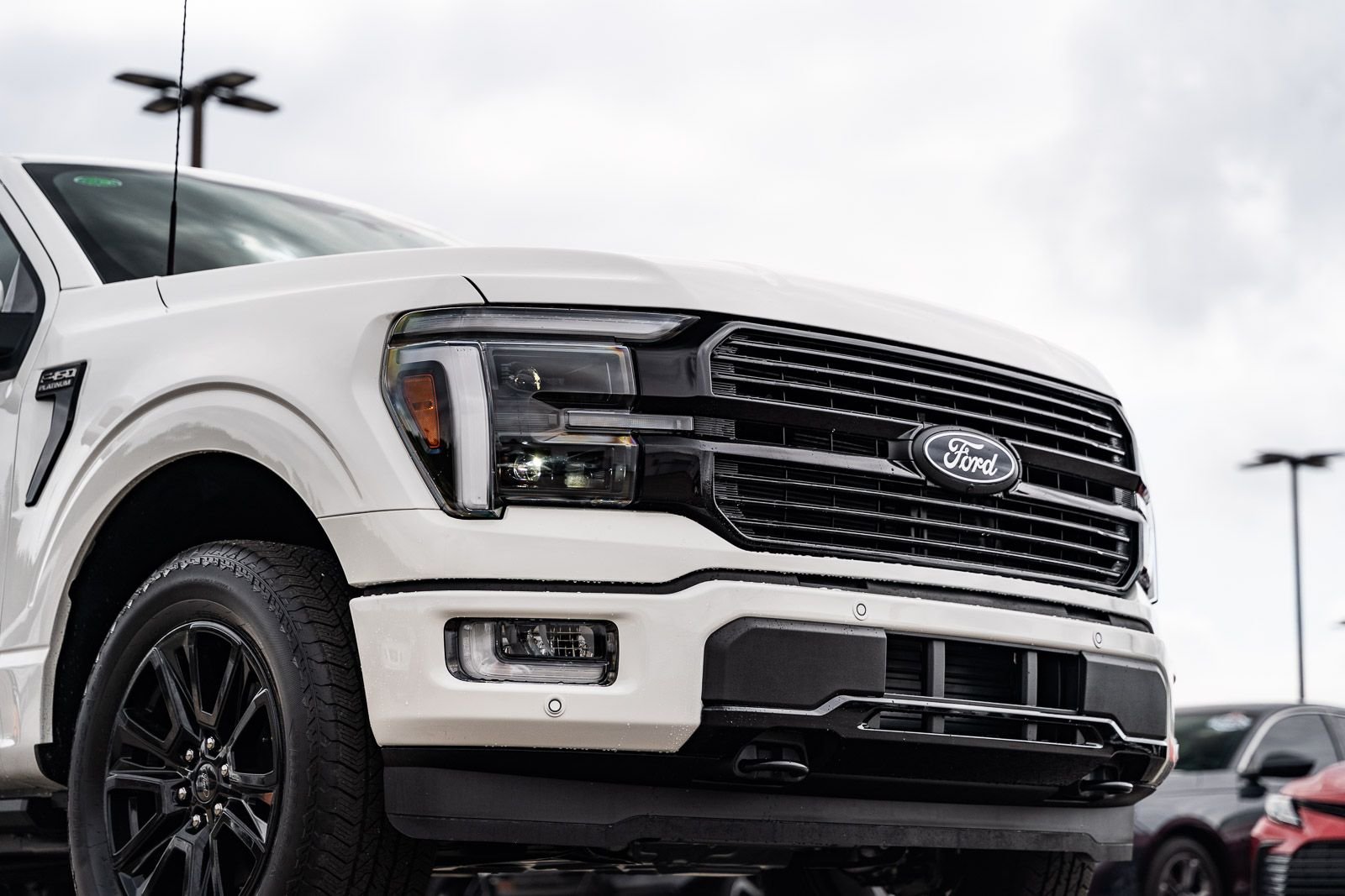 New 2026 Star White Metallic Tri-Coat Ford Platinum® image 6