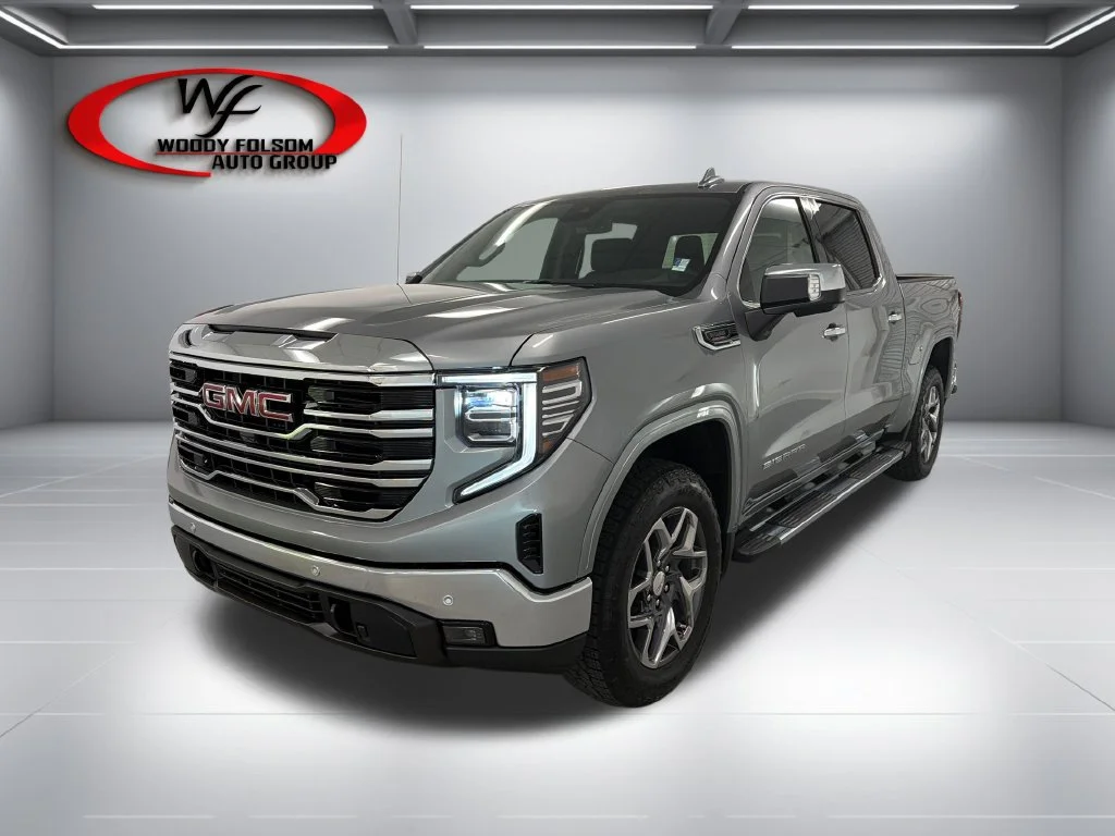 New 2026 Sterling Metallic GMC SLT image 3
