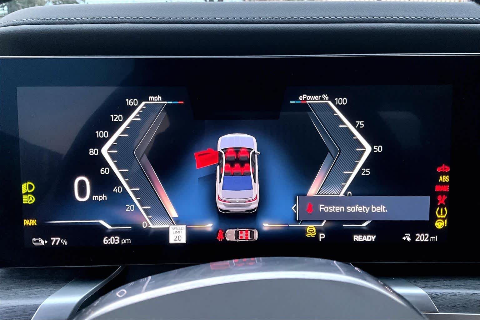 2025 BMW i7 50 - Photo 24