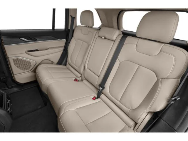 Used 2024 Diamond Black Crystal Pearlcoat Jeep Altitude X image 16
