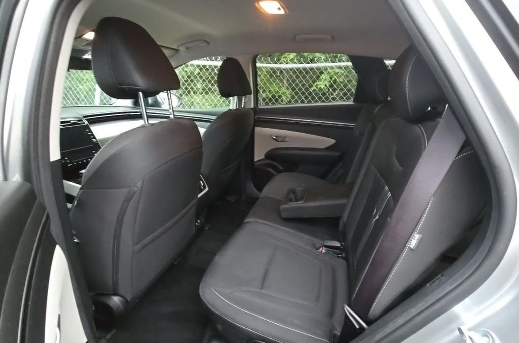 Used 2024 Silver Hyundai SEL image 7