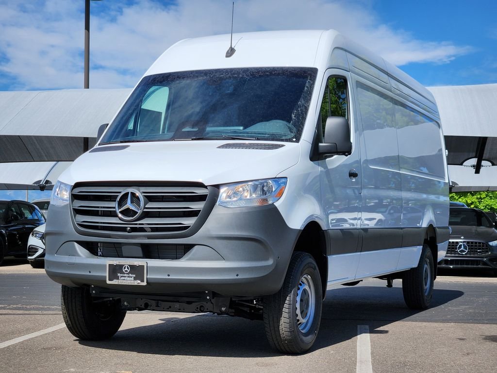 Used 2026 ARCTIC WHITE Mercedes-Benz CARGO image 4