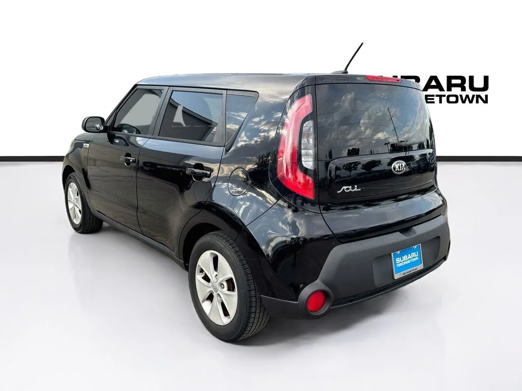 Used 2016 Black Kia Base image 5