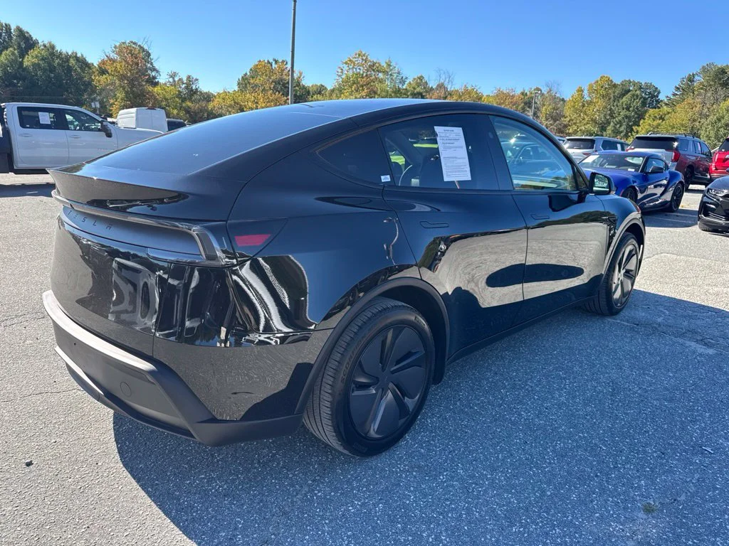 Used 2026 Black Tesla Premium image 5