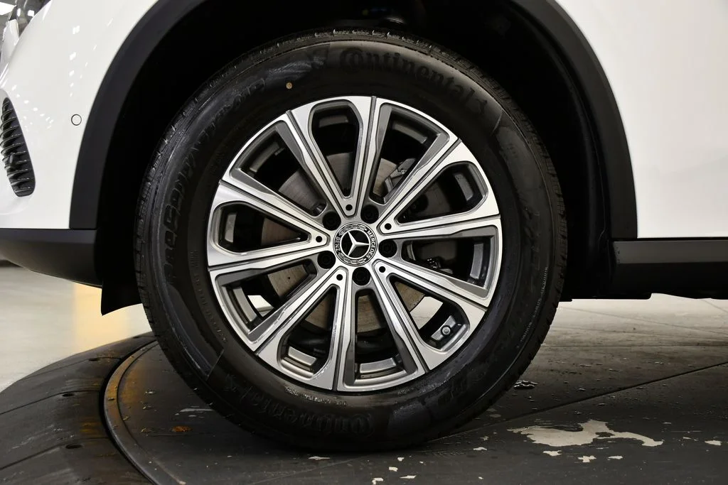 2026 Mercedes-Benz GLC Base - Photo 13