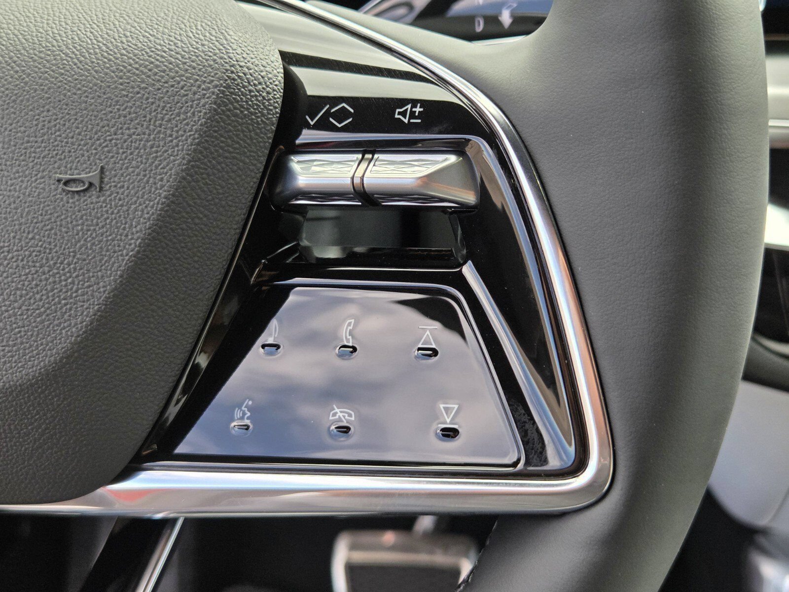 2027 Cadillac LYRIQ Premium Sport - Photo 21