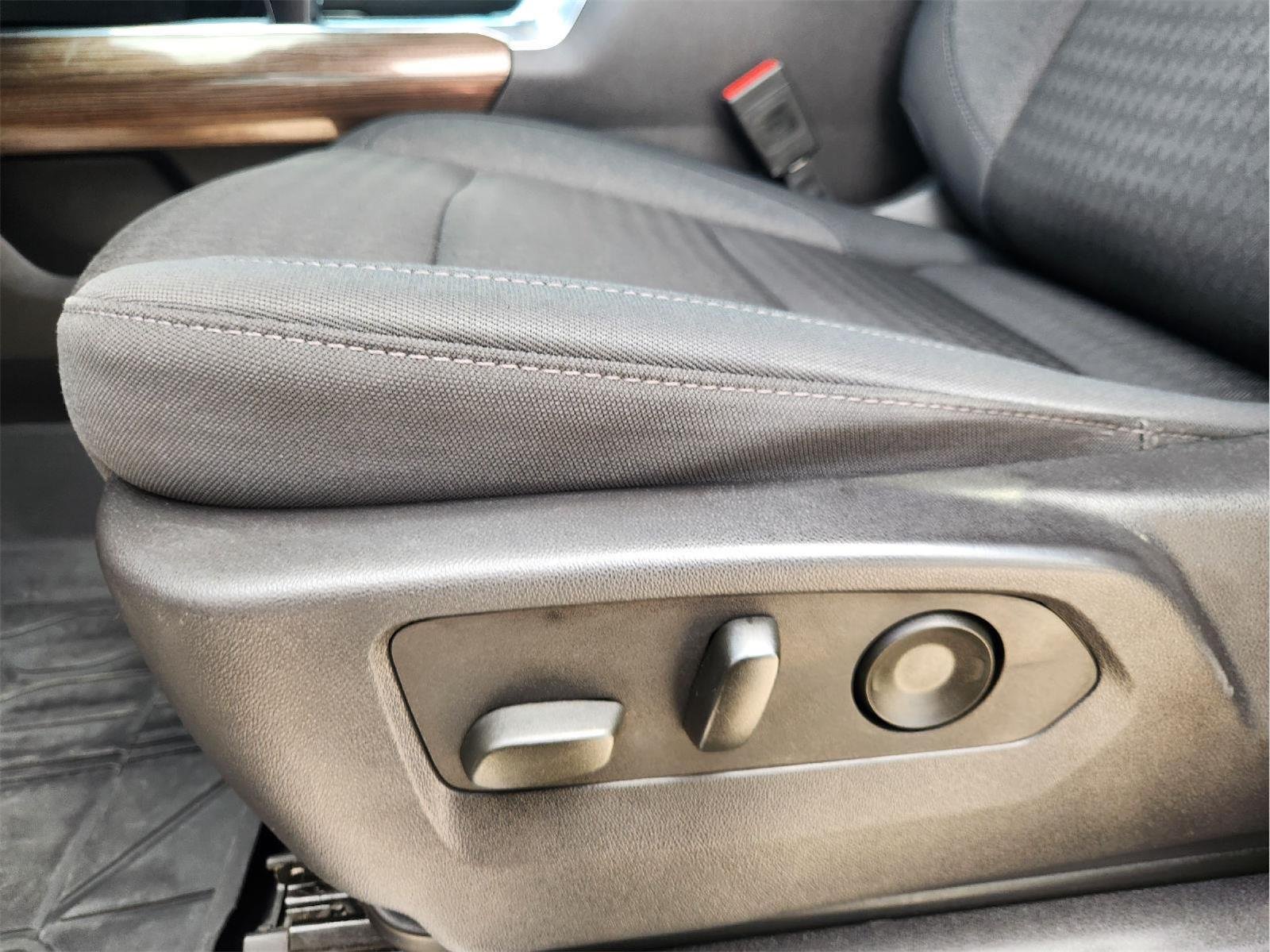 2024 Chevrolet Silverado 1500 photo 25 of 34