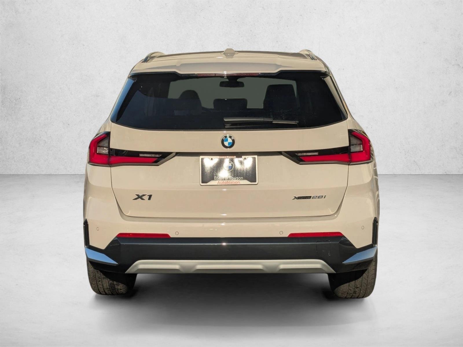 Used 2026 Dune Grey Metallic BMW xDrive28i image 8