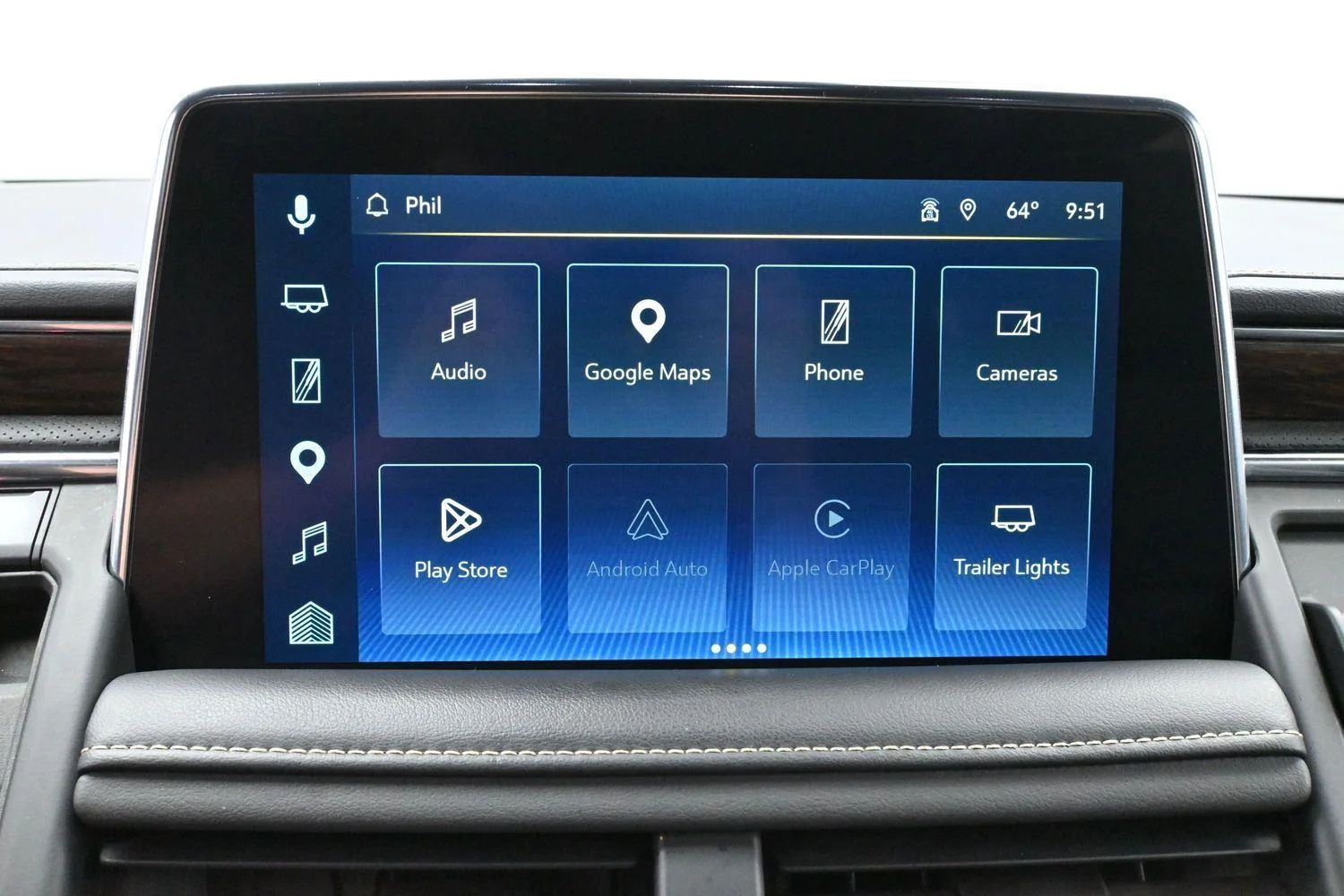 Used 2023 Iridescent Pearl Tricoat Chevrolet Premier image 27