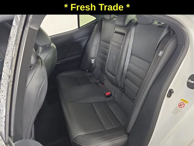 Used 2017 Ultra White Lexus 300 image 27