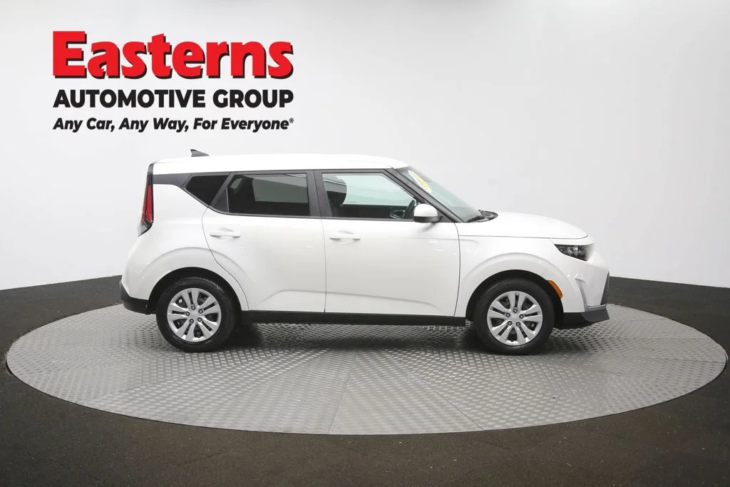 Used 2023 White Kia LX image 44