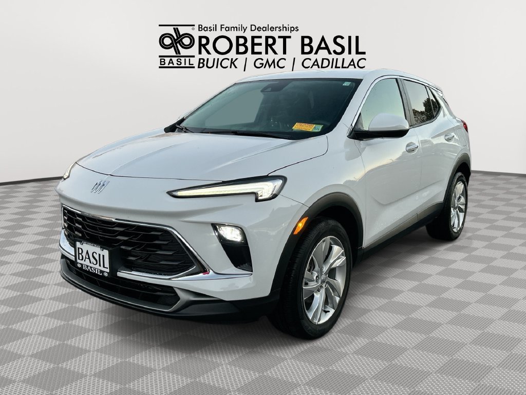 Used 2024 White Buick Preferred image 1
