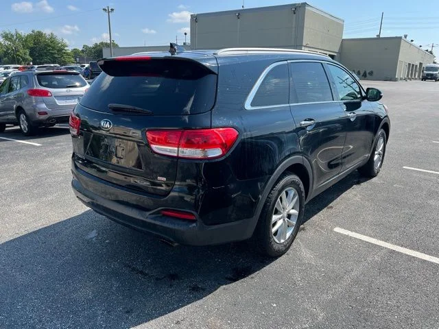 Used 2016 Black Kia LX image 6