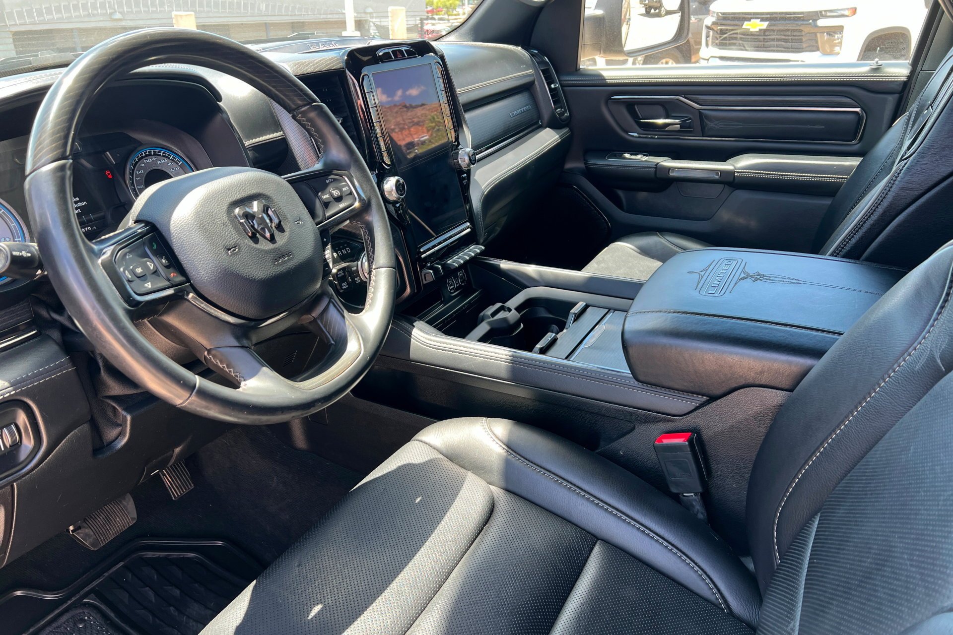 Used 2022 Diamond Black Crystal Pearlcoat Ram Limited image 16
