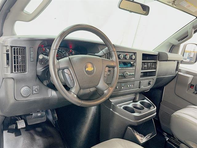 2020 Chevrolet Express Cargo Work Van - Photo 10