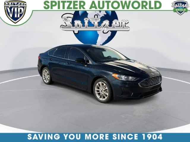 Used 2020 Blue Ford SE image 4