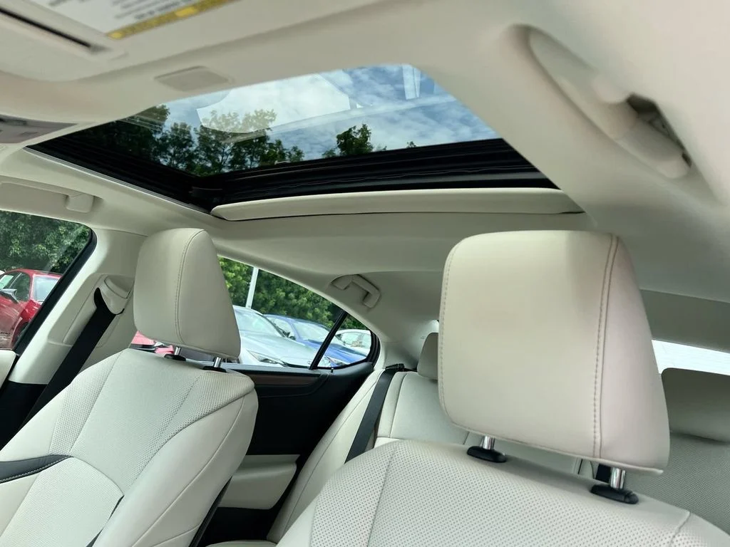 Certified Used 2024 EMINENT WHITE PEARL Lexus 350 image 18