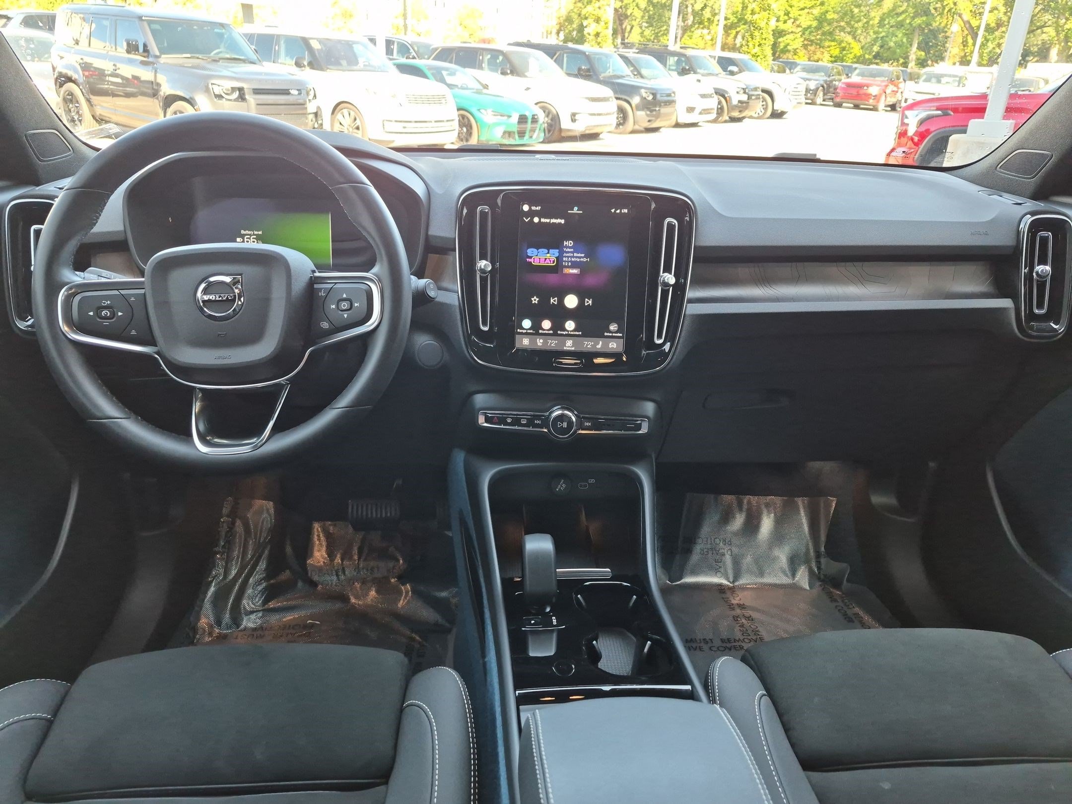 Certified Used 2023 Fjord Blue Volvo Ultimate image 25