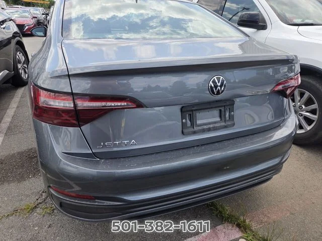 Used 2024  Volkswagen 1.5T S image 3