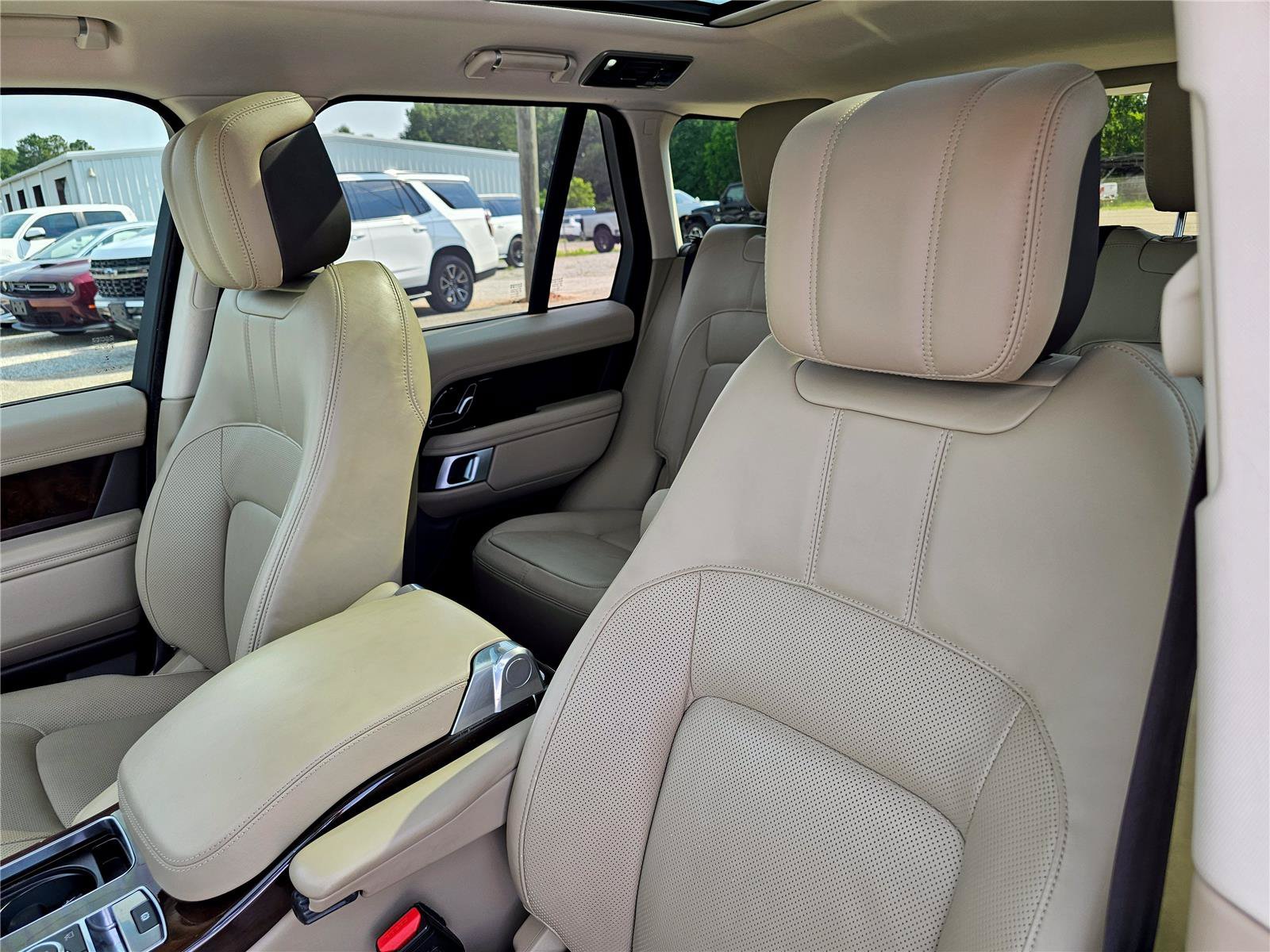2020 Land Rover Range Rover HSE - Photo 17