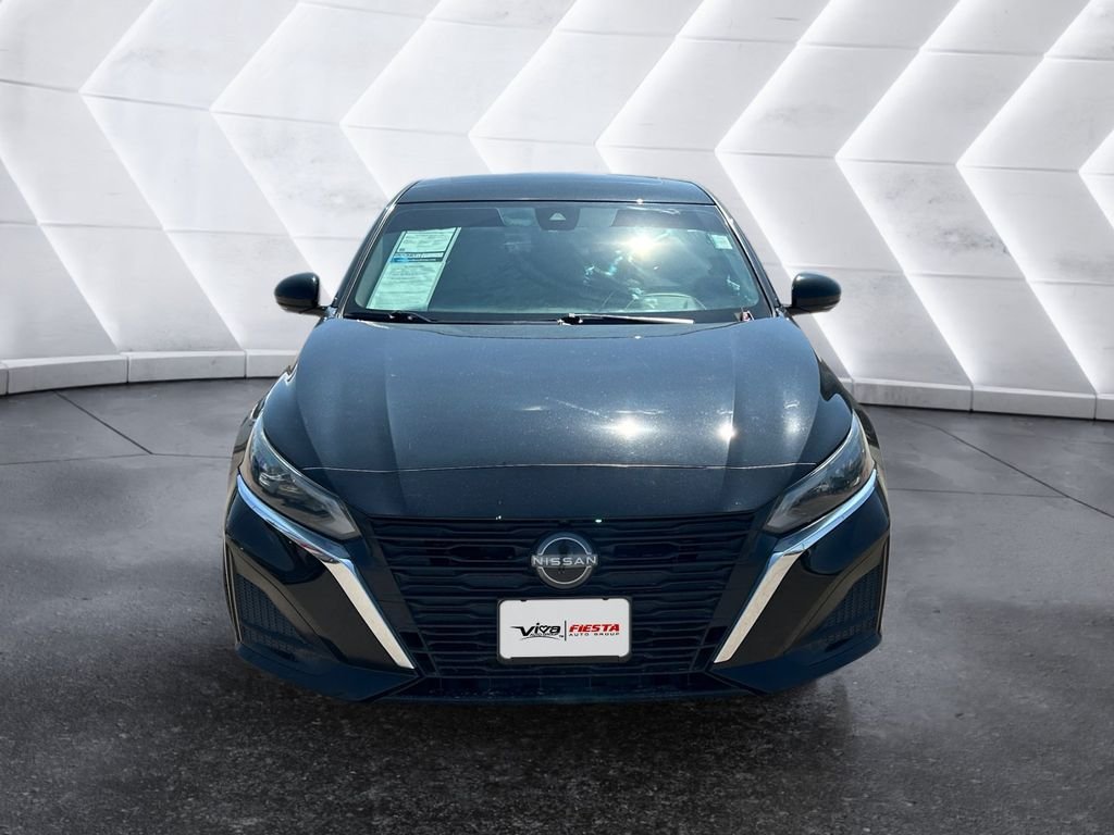 Used 2023 Black Nissan 2.5 SL image 2