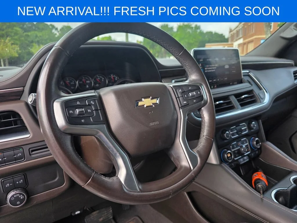 Used 2021 IRIDESCENT PEARL TRICOAT Chevrolet LT image 9