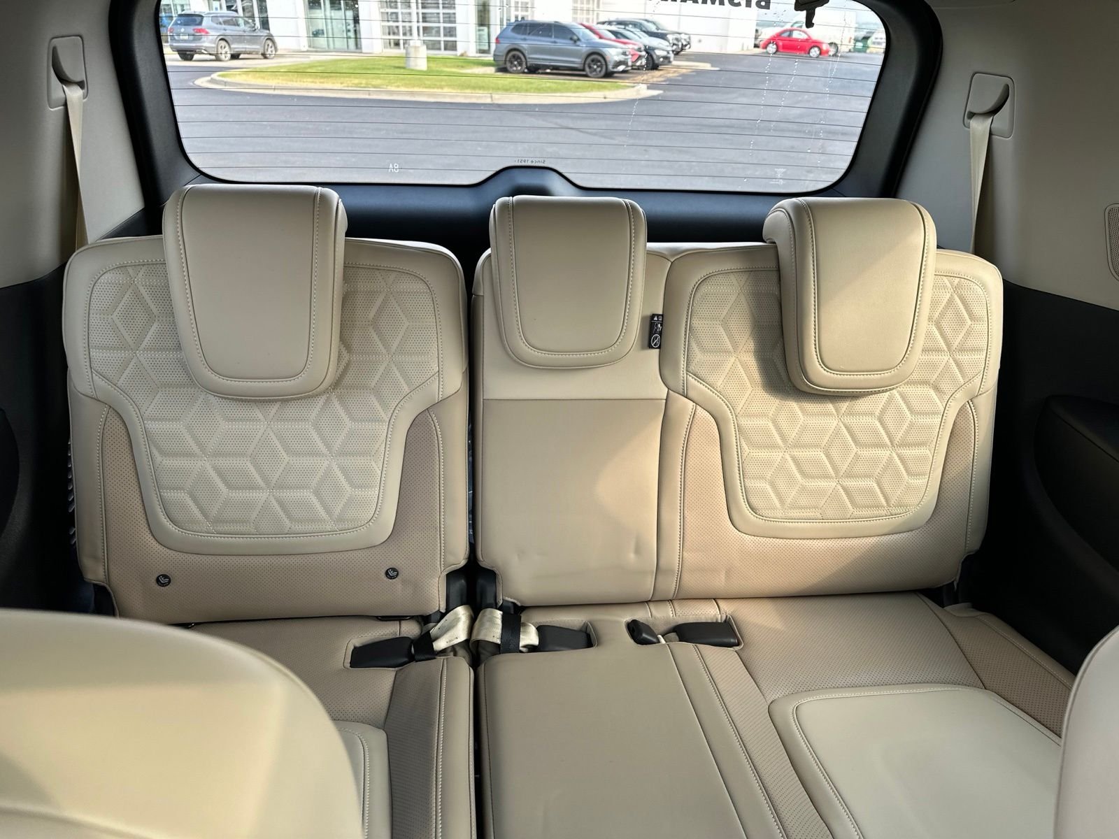 New 2026 White Nissan Platinum image 38