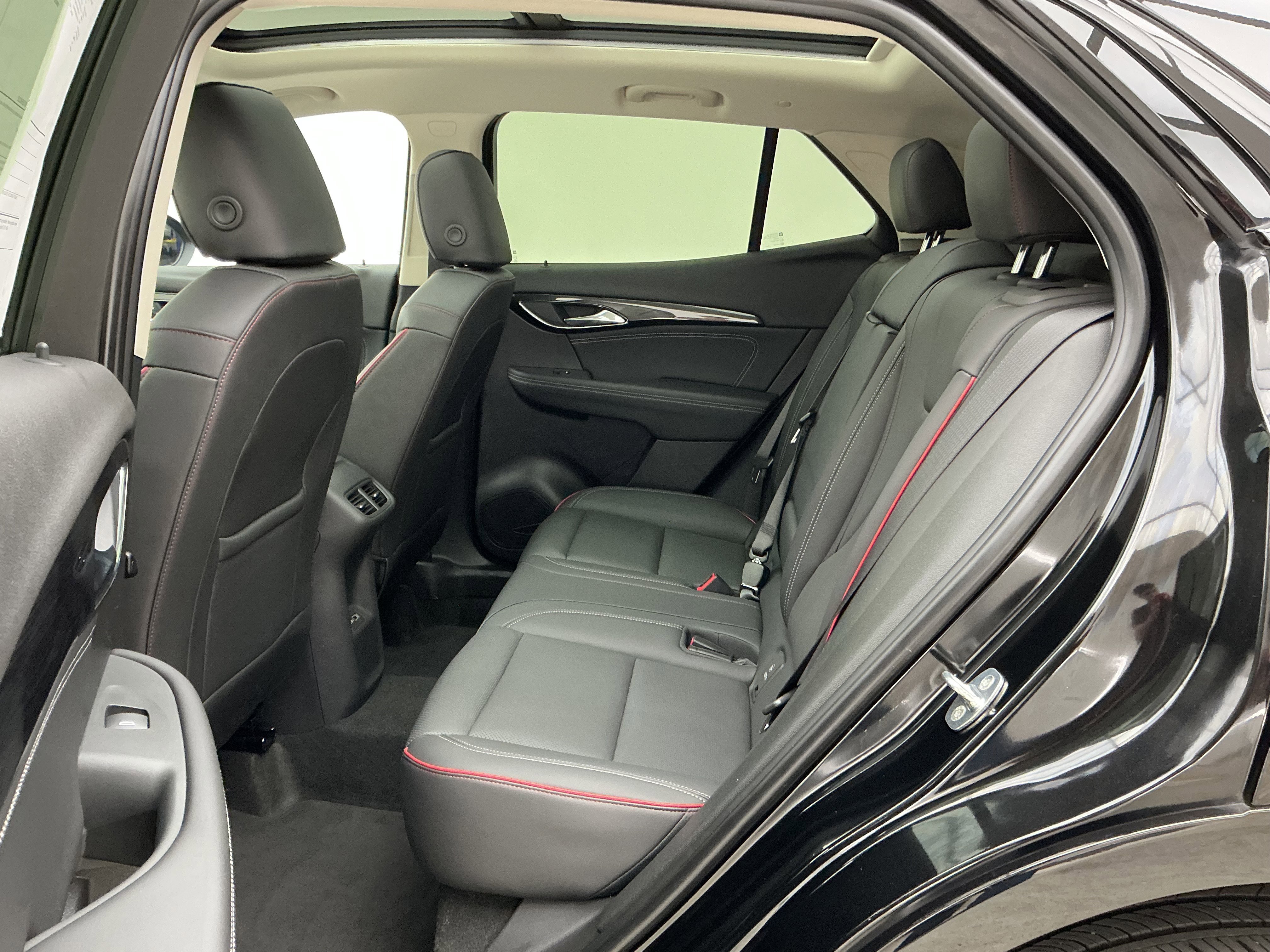 Used 2023 Ebony Twilight Metallic Buick Essence image 16