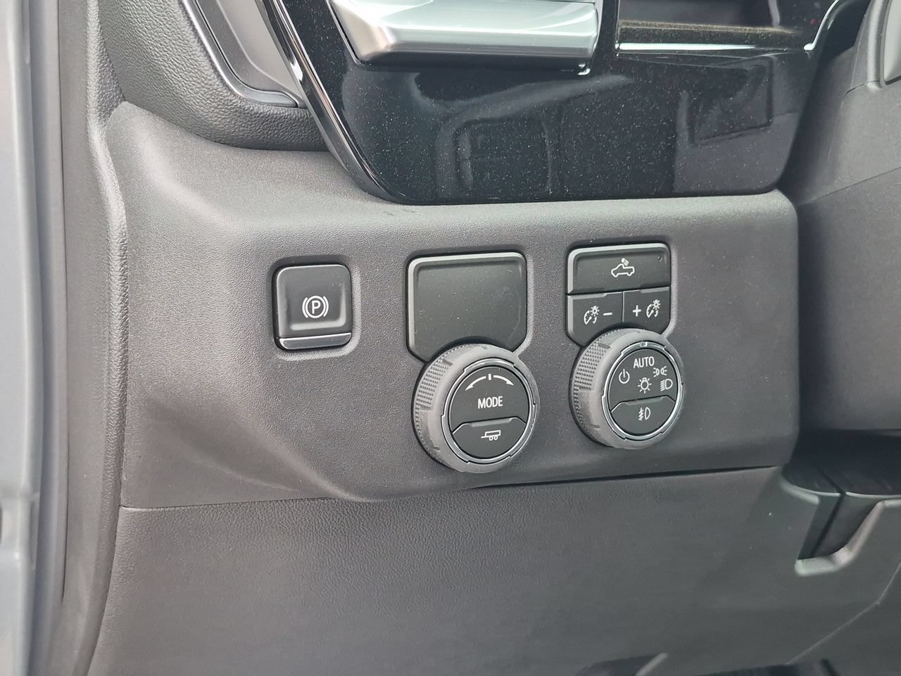 2026 Chevrolet Silverado 1500 RST - Photo 17