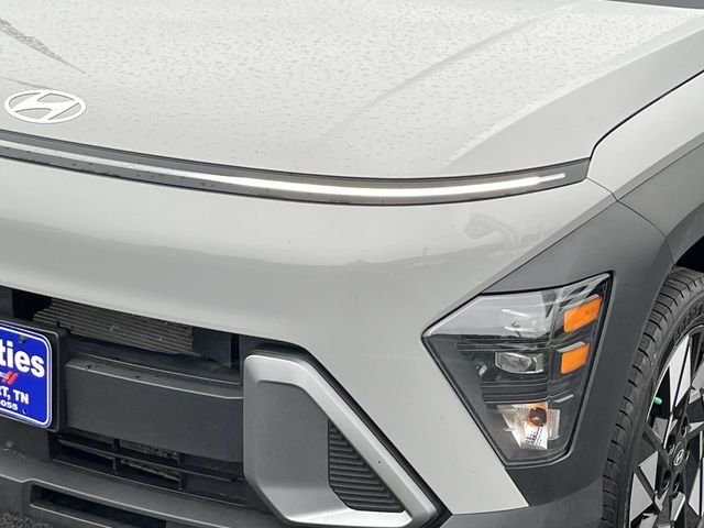 Used 2025 Gray Hyundai SEL image 10